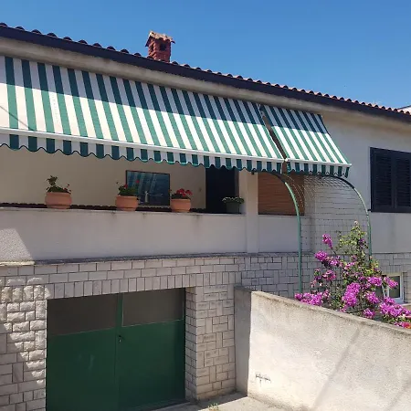 Guest house Maria Krstic Premantura